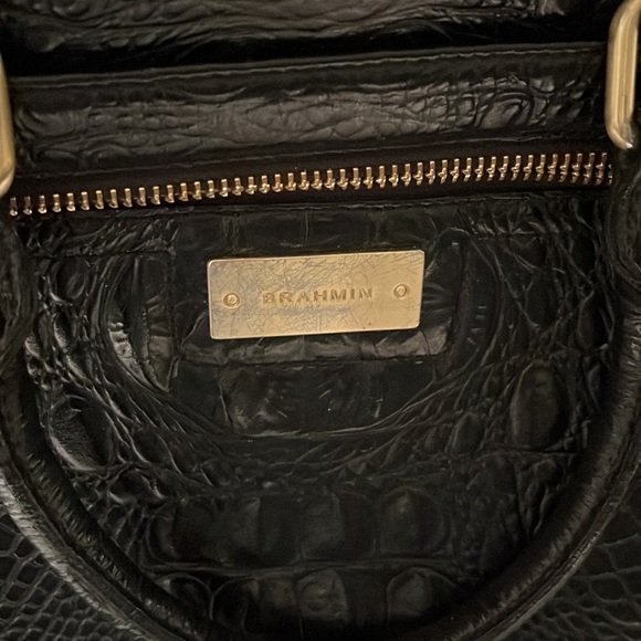 Brahmin bag. - Picture 9 of 13